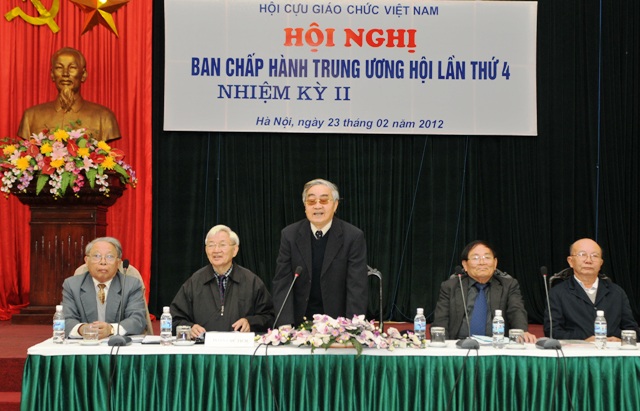 Hội nghị Ban Chấp hành Hội Cựu giáo chức Việt Nam lần thứ IV